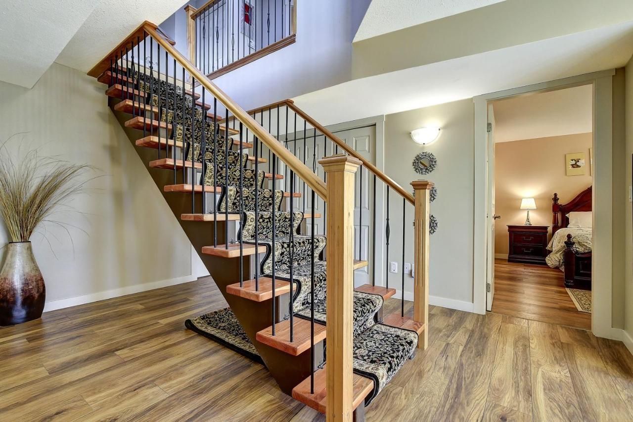 Rodee Homestay Вест-Келоуна Экстерьер фото